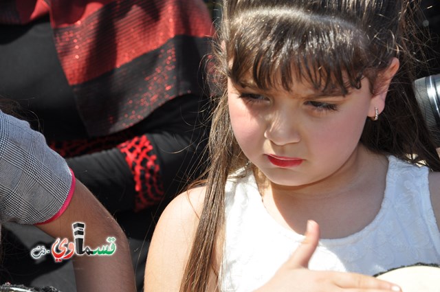 كفرقاسم – فيديو: بساتين الامل, السلام , والمحبة تحتفل بعيد الام على انغام عمو انس وجوقته ..